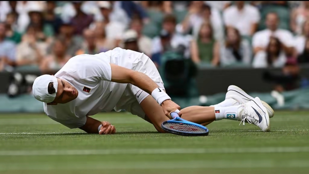 开元体育-转折点！里昂临场应变，法甲赛前攻防权衡，质疑声仍在，身体对抗强度拉满(童虎为什么被史昂杀死)